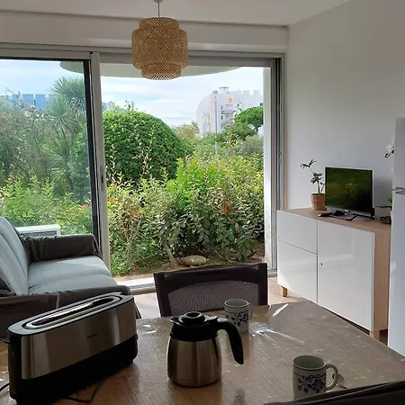 Rénové Proche Plage, Commerces, Clim, Wifi, Parking - Fr-1-328-230 Appartamento *